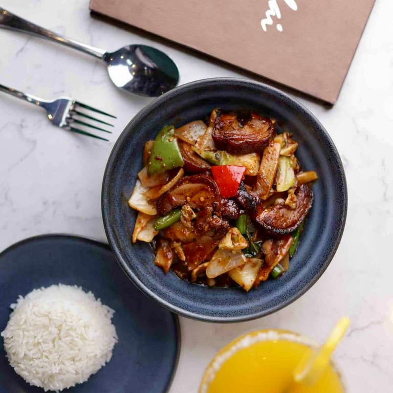 Delicious Noodle Restaurant Offerings